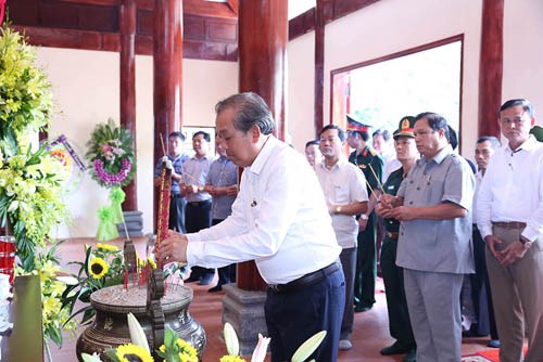 Phó Thủ tướng Thường trực khảo sát di dân tự do tại Bình Phước - ảnh 2